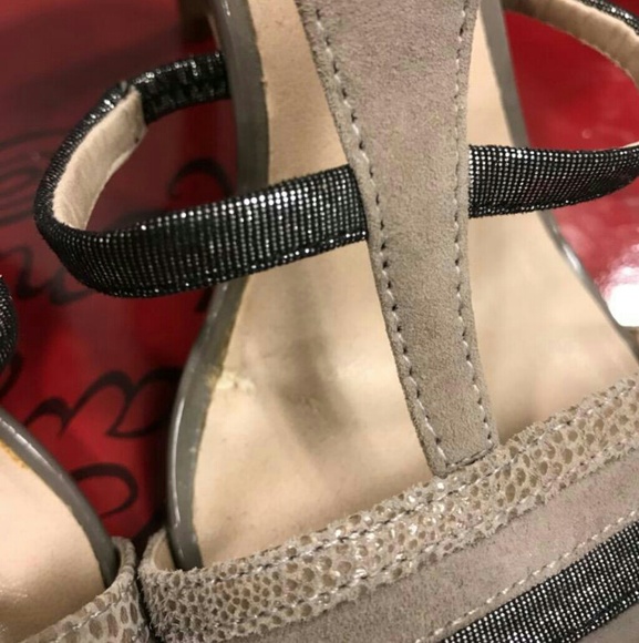 AUTOGRAPH - Picture 5 of 8